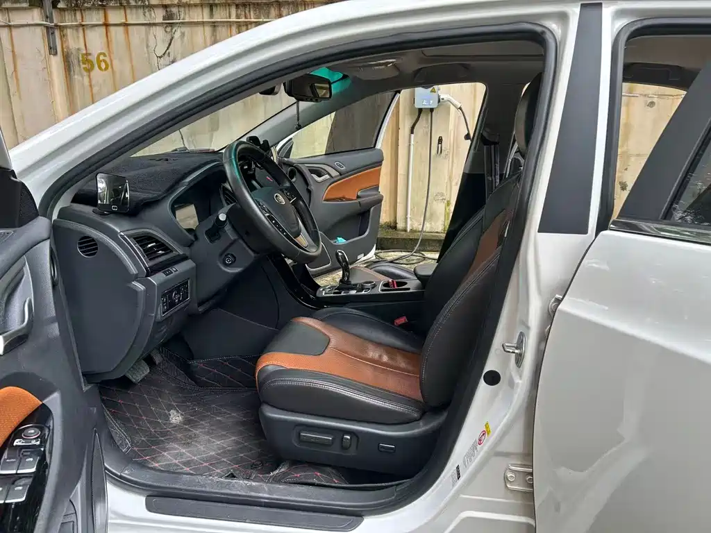 BYD Qin NEV — миниатюра 7