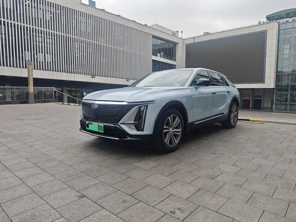 Cadillac Lyriq 2026