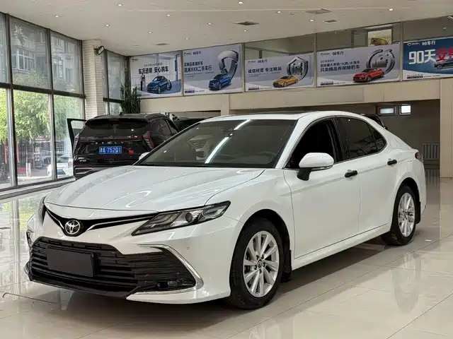 TOYOTA CAMRY 2022