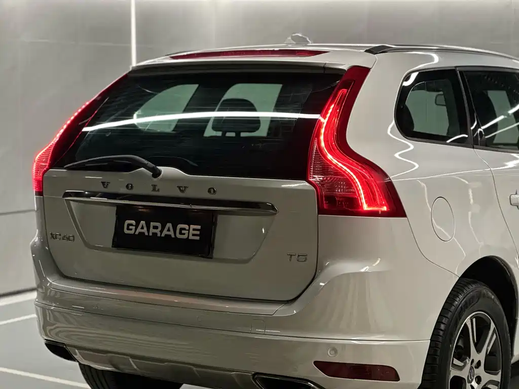Volvo XC60 2014 T5