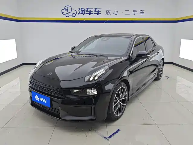 2022 Lynk & Co 03