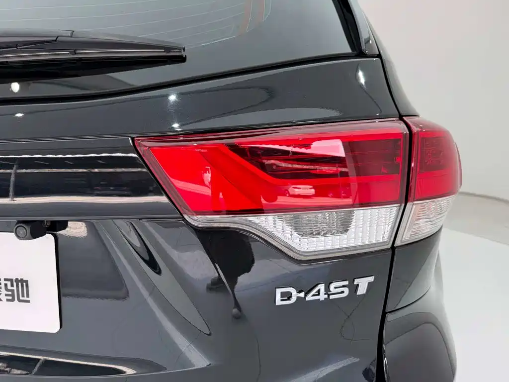 Toyota Highlander — миниатюра 10