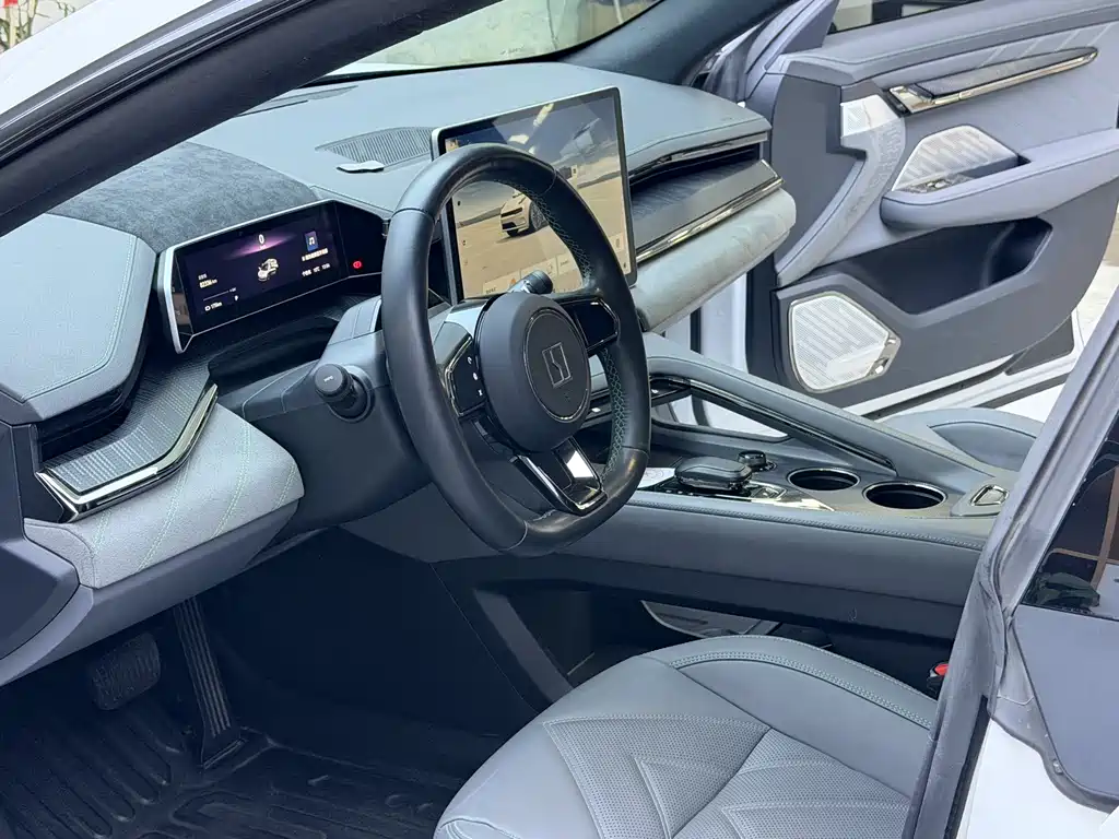 ZEEKR EXTREME KRYPTON 001