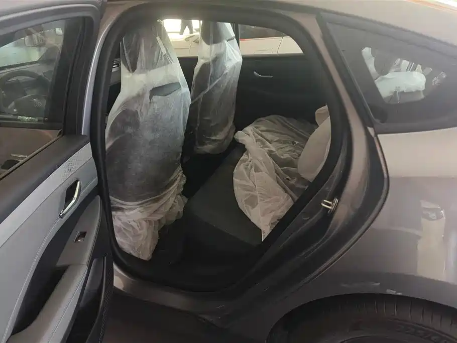 BYD Qin Plus — фотографии объявления, Фото 11