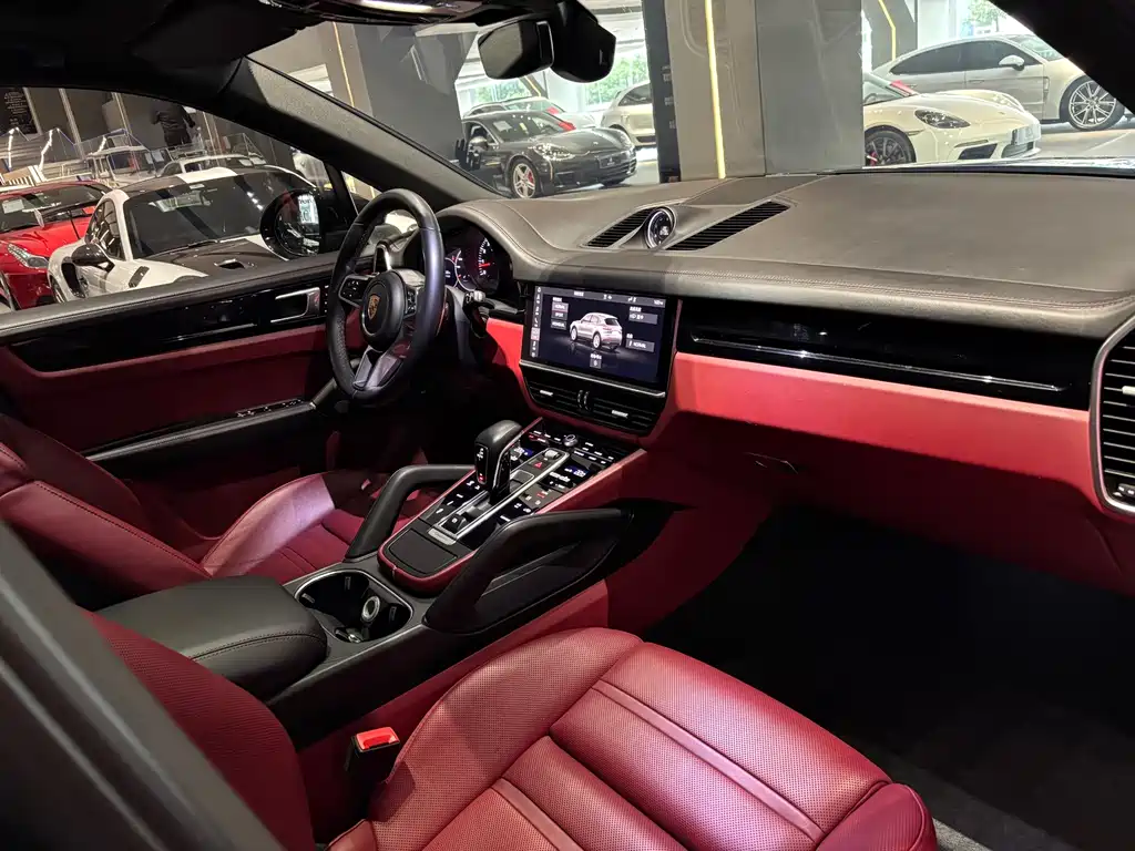 Porsche Cayenne — миниатюра 20
