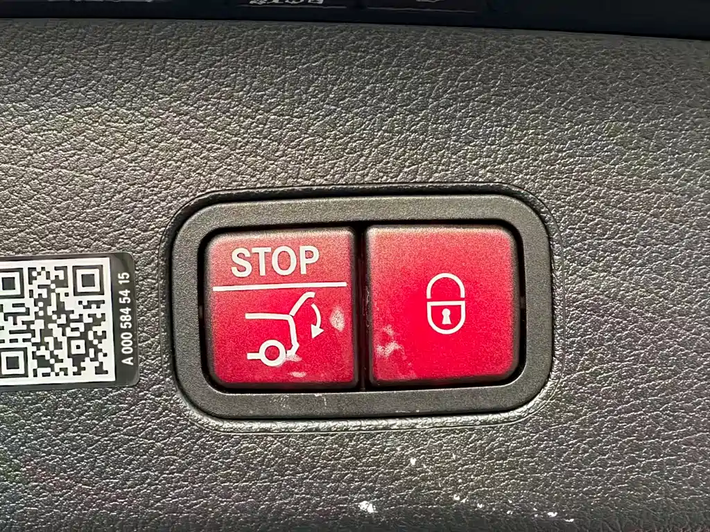 Mercedes-Benz GLC 2023 GLC 300 L 4MATIC 7 мест