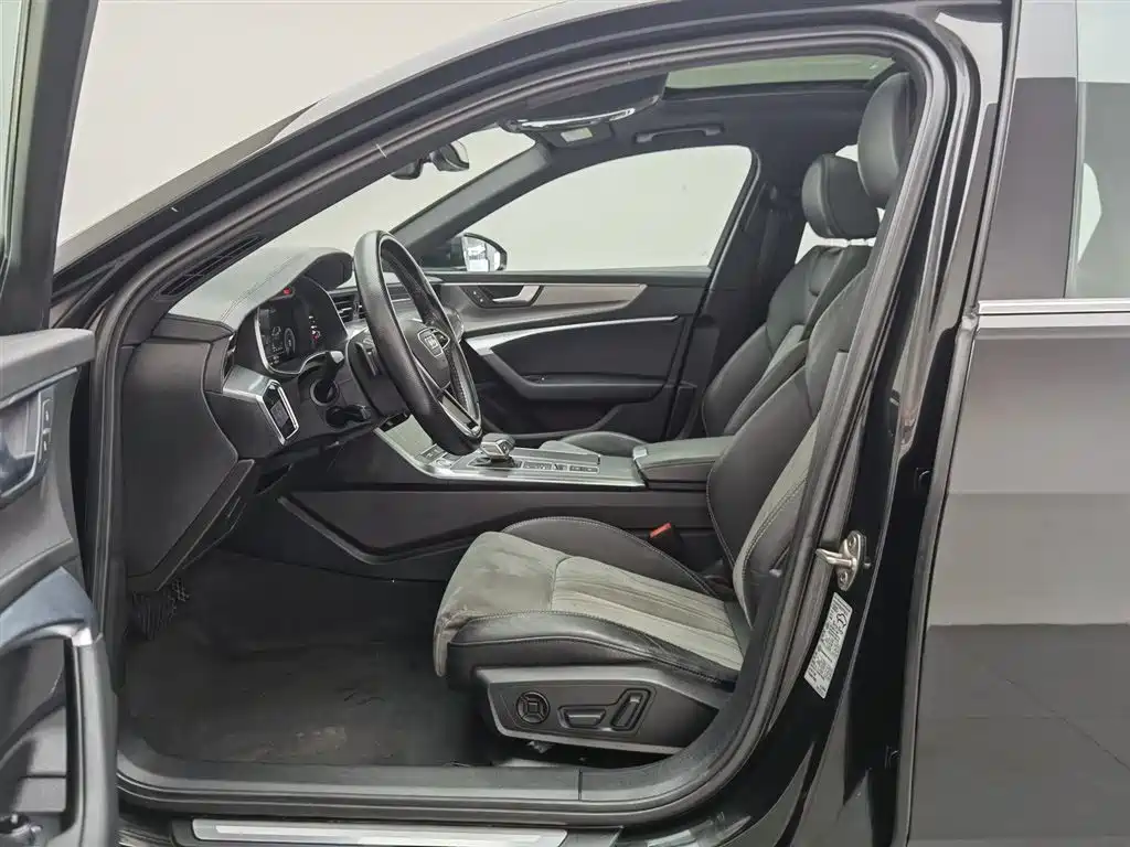 Audi A6L 2020 40 TFSI Luxury