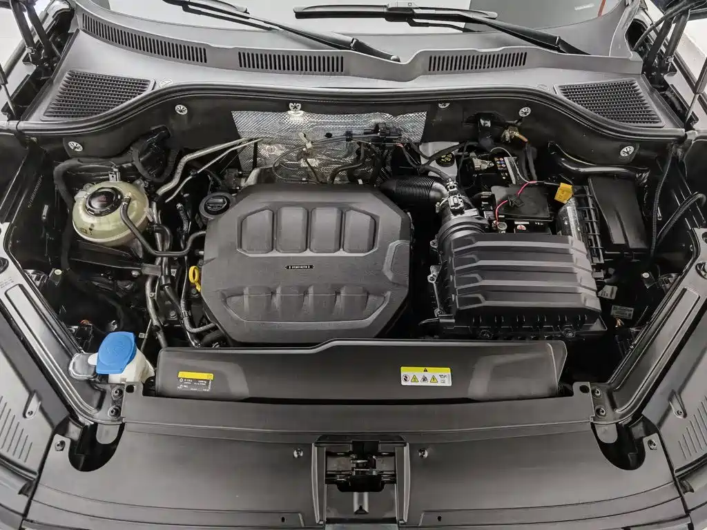 Volkswagen Tavendor 2023 330TSI Luxury