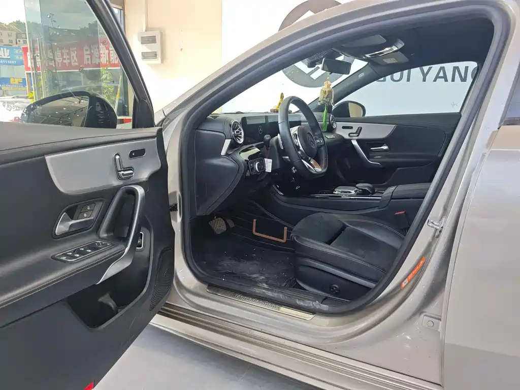 Mercedes-Benz A-Class A 2020 A 220 L 4MATIC Sport