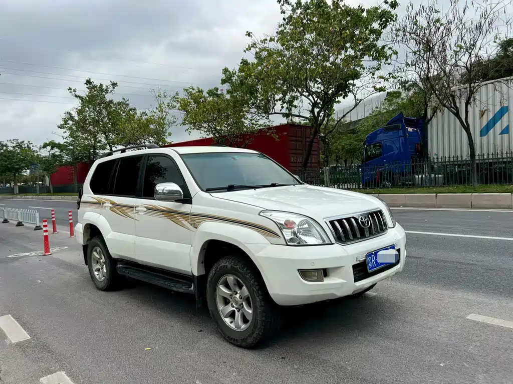 Toyota Land Cruiser Prado 2004 GX 2.7 AT