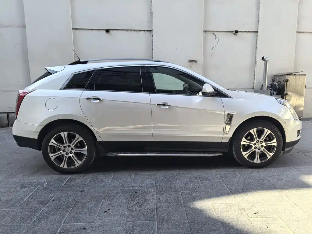 Cadillac SRX 2012 3.0L Luxury