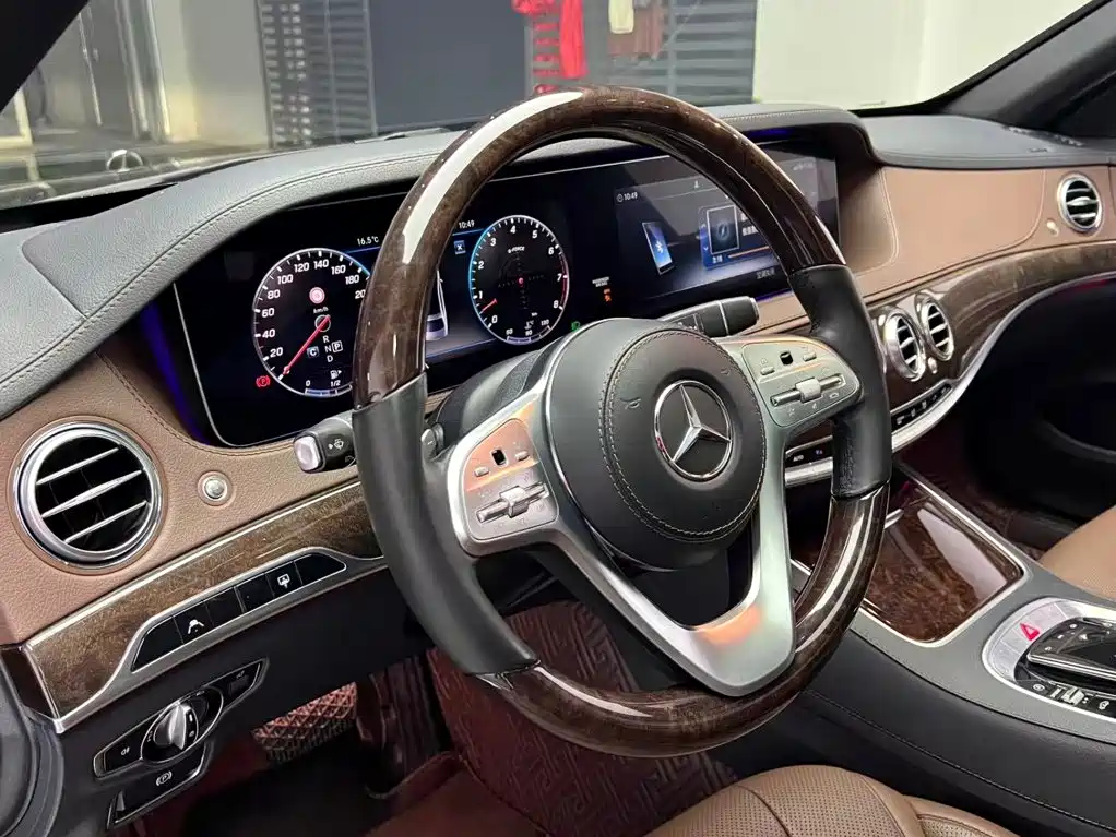 Mercedes-Benz S-Class — миниатюра 8