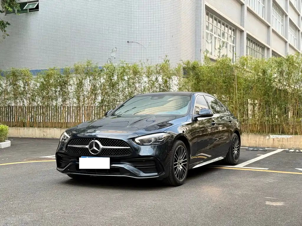 Mercedes-Benz C-Class 2022