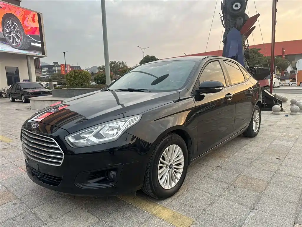 Ford Escort 2016