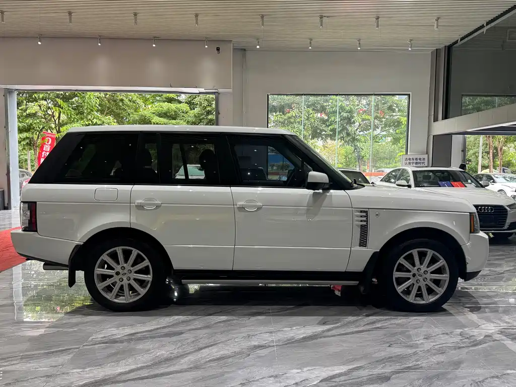 Land Rover Range Rover 2011 5.0 SC V8
