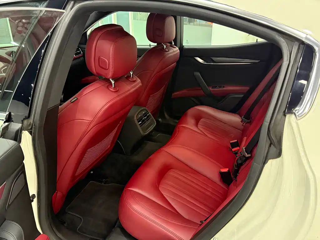 Maserati Ghibli 2018 3.0T Standard