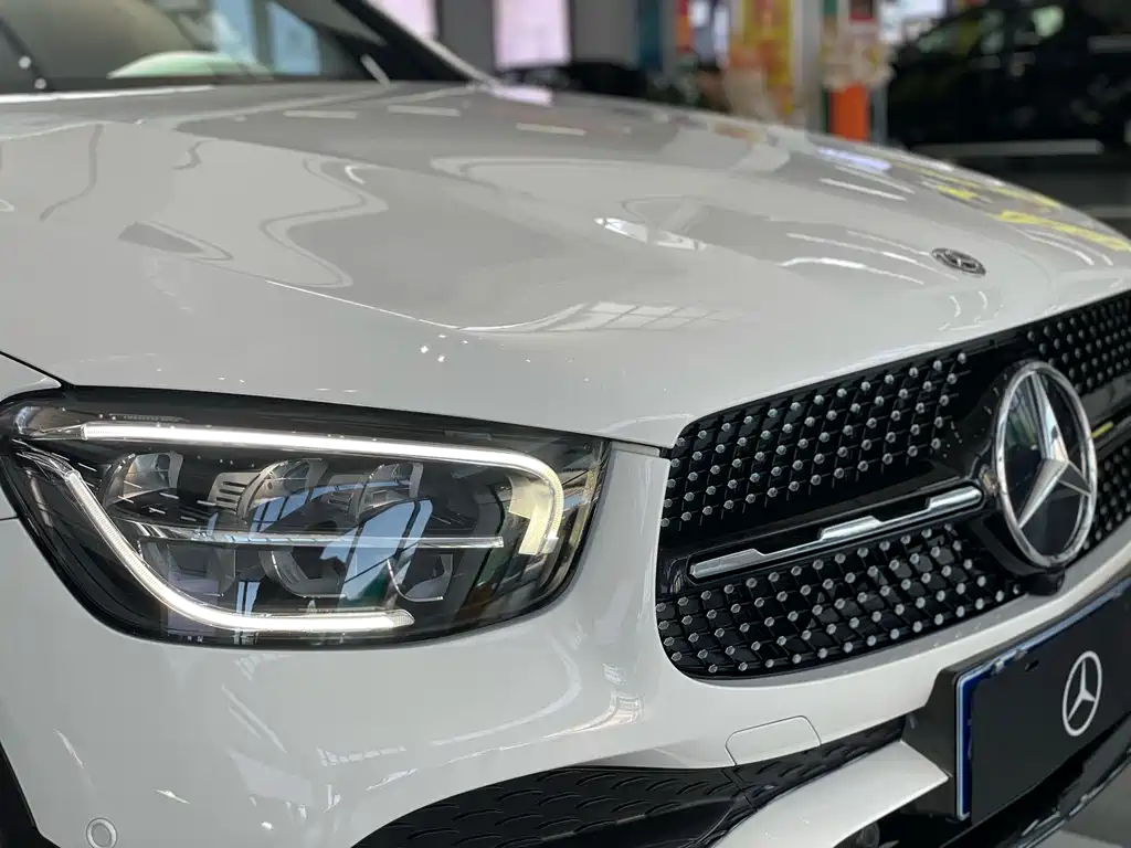 Mercedes-Benz GLC 2020 GLC 300 4MATIC SUV