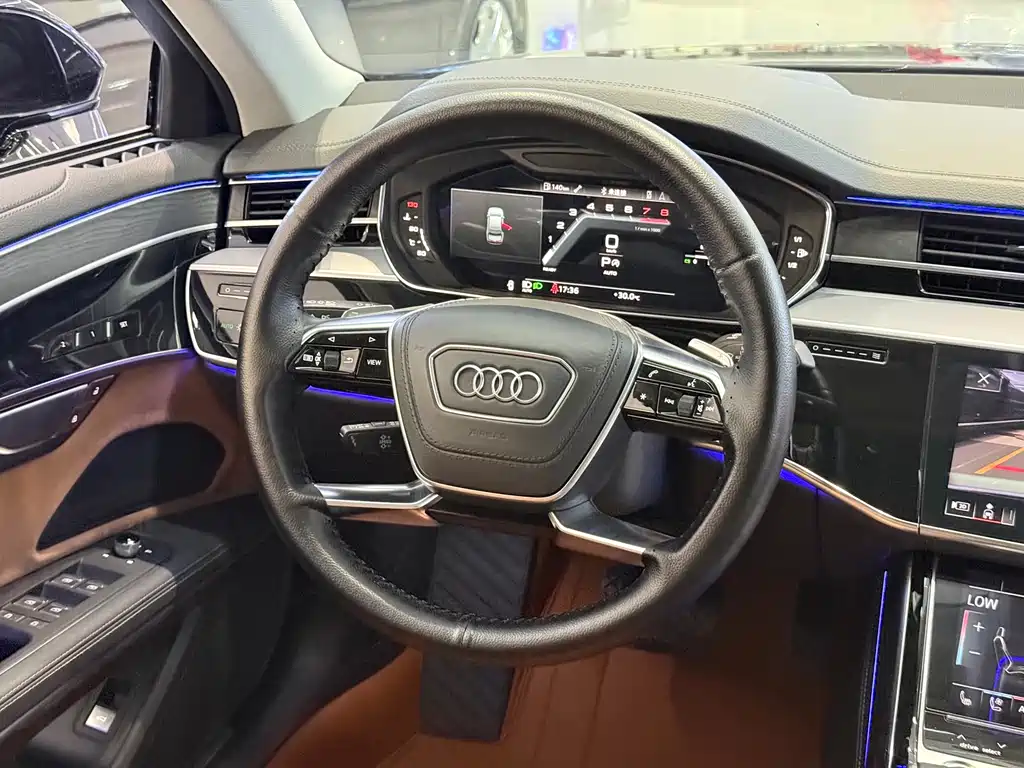 Audi A8 2024 A8L 50 TFSI quattro
