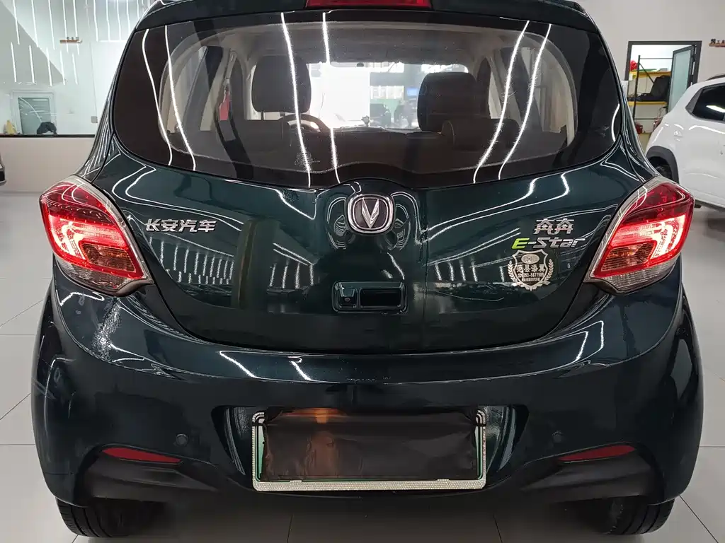 Changan Benben E-Star — миниатюра 8