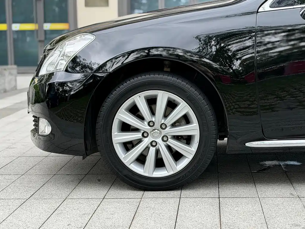 Toyota Crown 2011 2.5L Royal