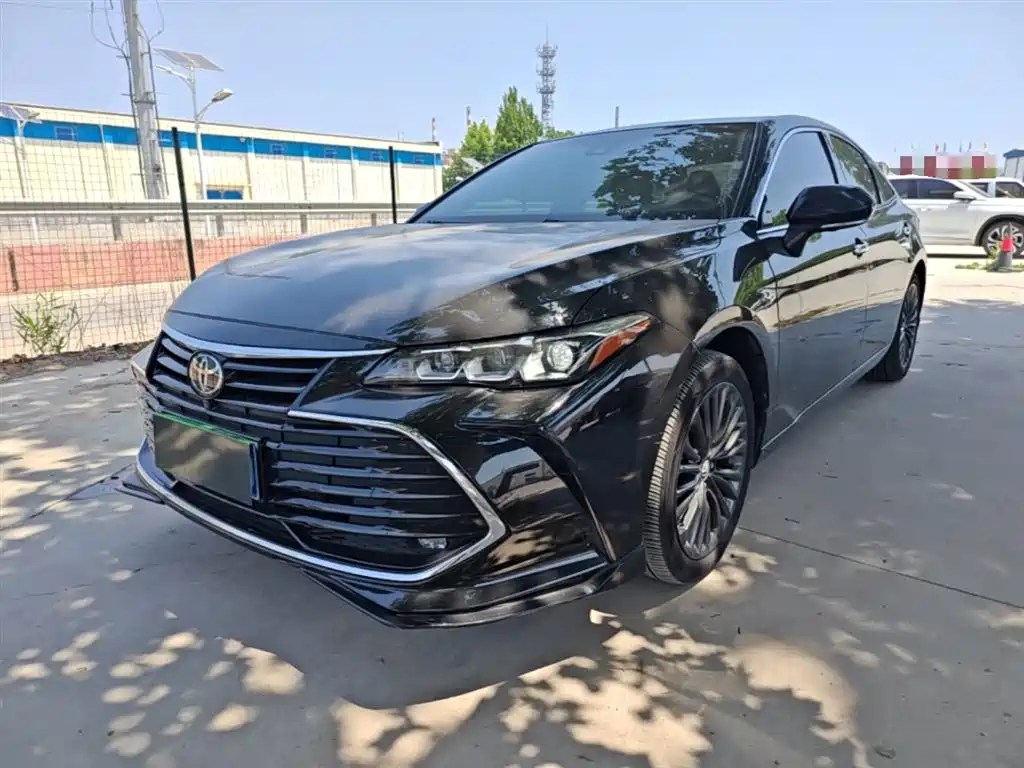 Toyota Avalon 2022
