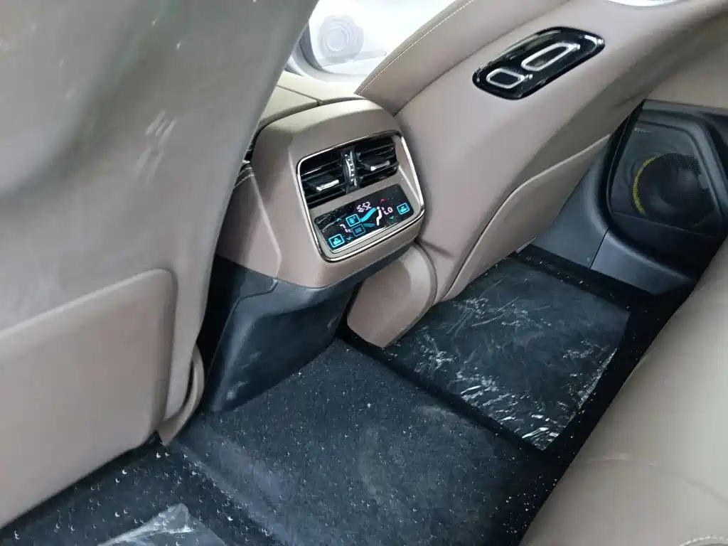 BYD Han 2025 DM-i 125KM Smart Drive
