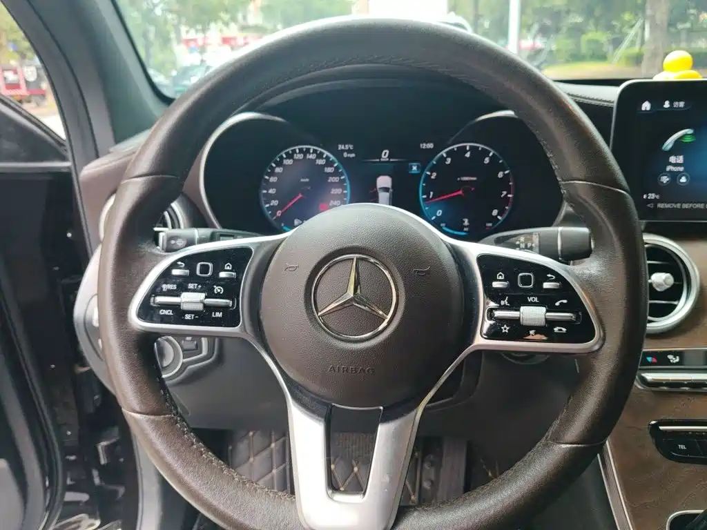 Mercedes-Benz GLC — миниатюра 6