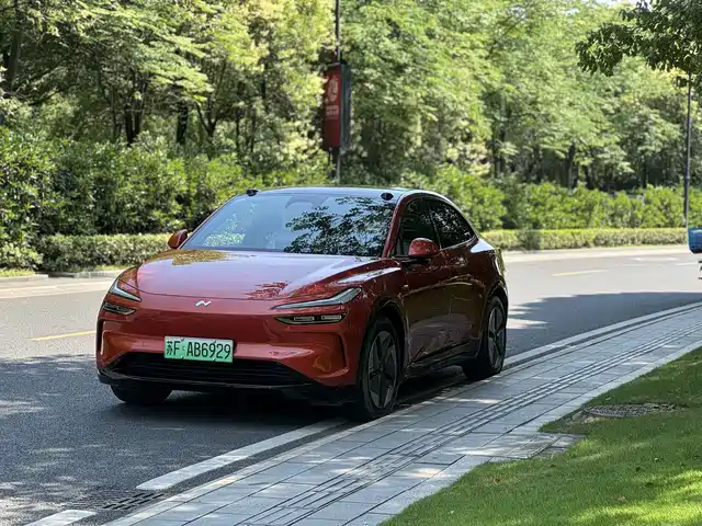 2024 Nio L60