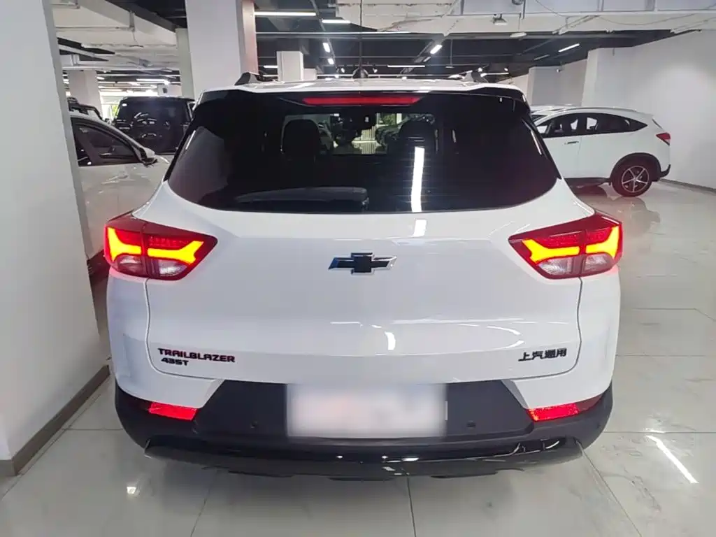 Chevrolet Tracker — миниатюра 6