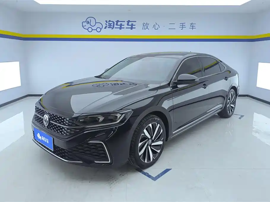 Volkswagen Passat 2022