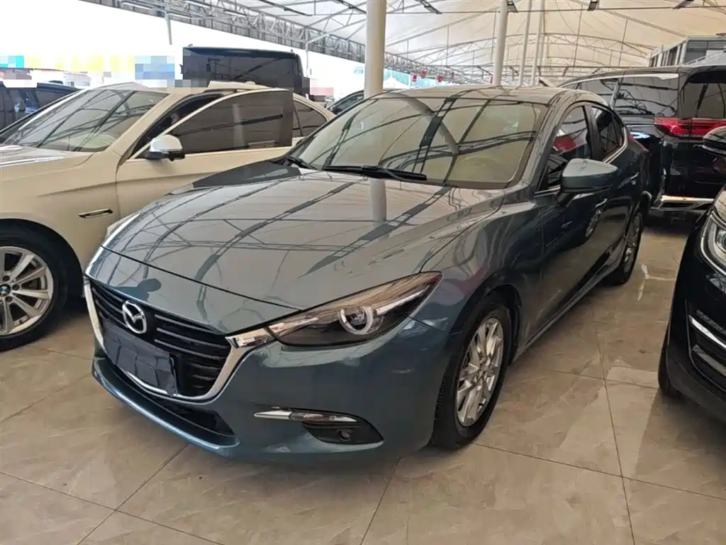 Mazda 3 Axela 2018