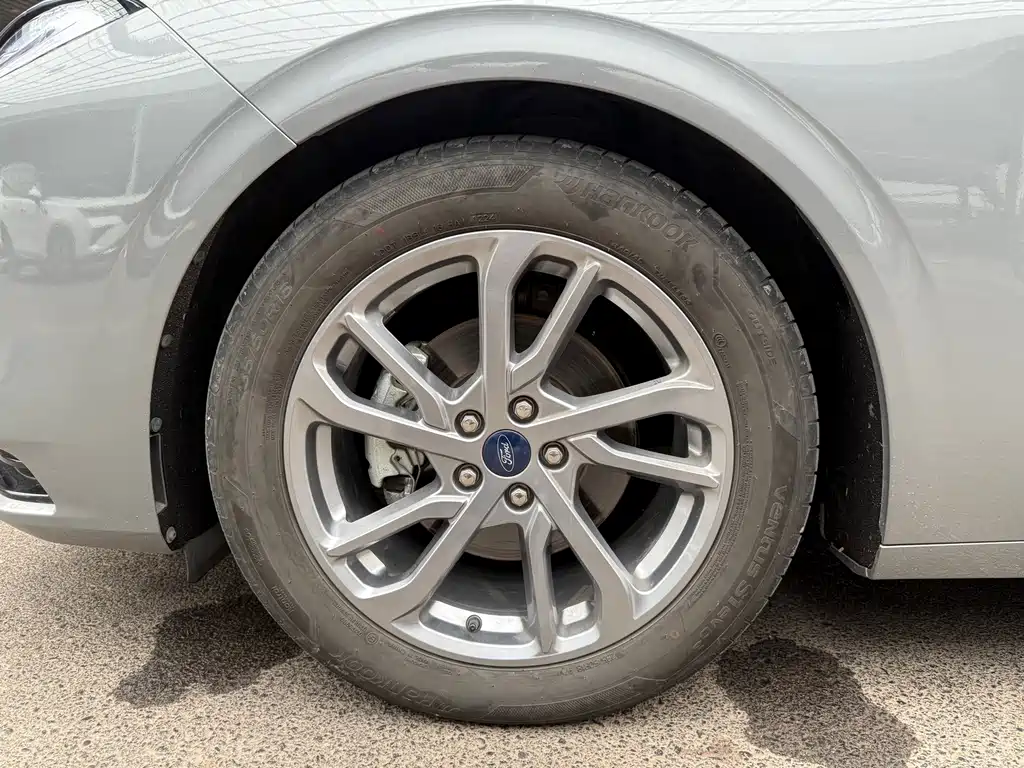 Ford Mondeo — миниатюра 4