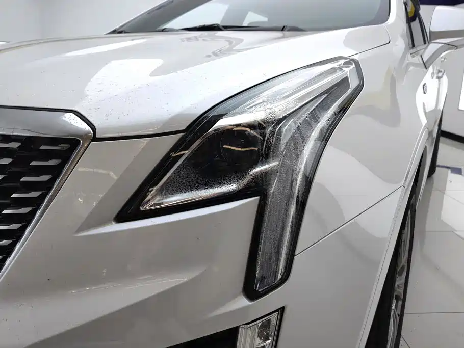 Cadillac XT5 — миниатюра 5