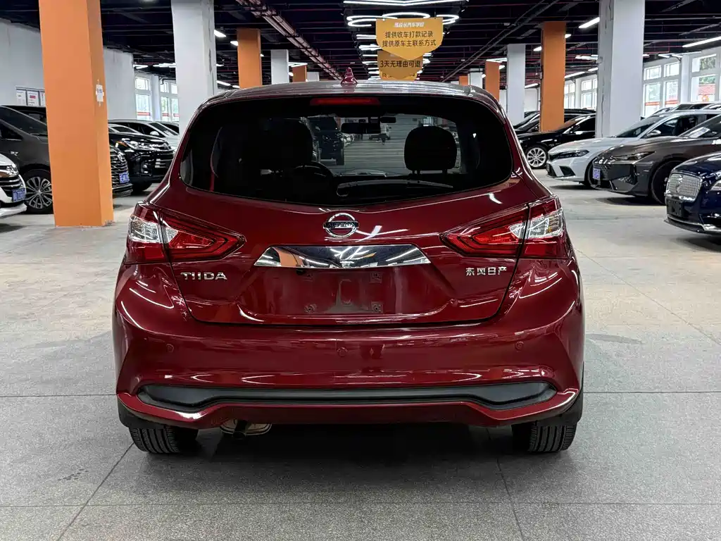 Nissan Tiida — миниатюра 4