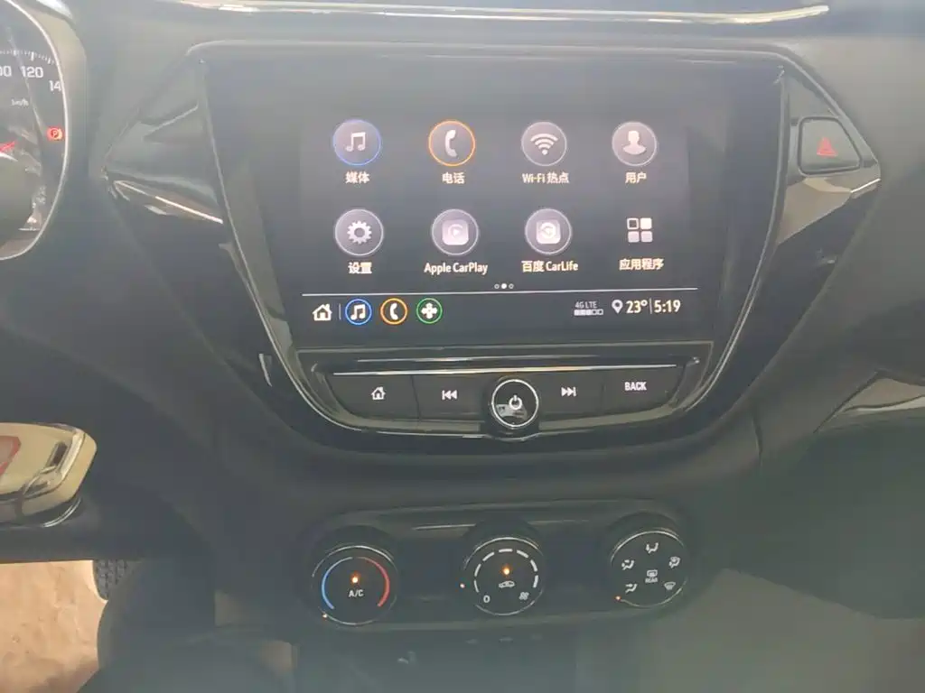 Chevrolet Tracker — миниатюра 13