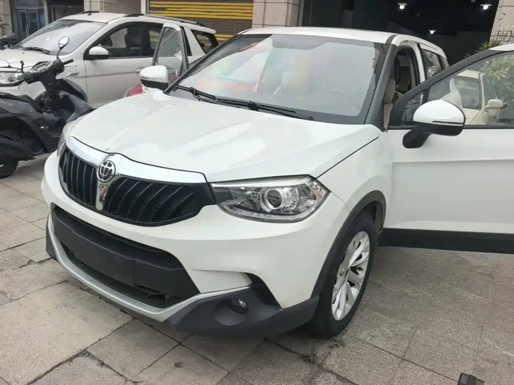 Brilliance V3 — фотографии объявления, Фото 3