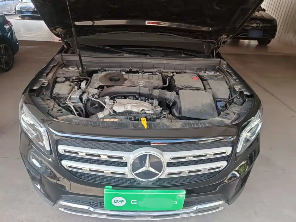 Mercedes-Benz GLB — миниатюра 20