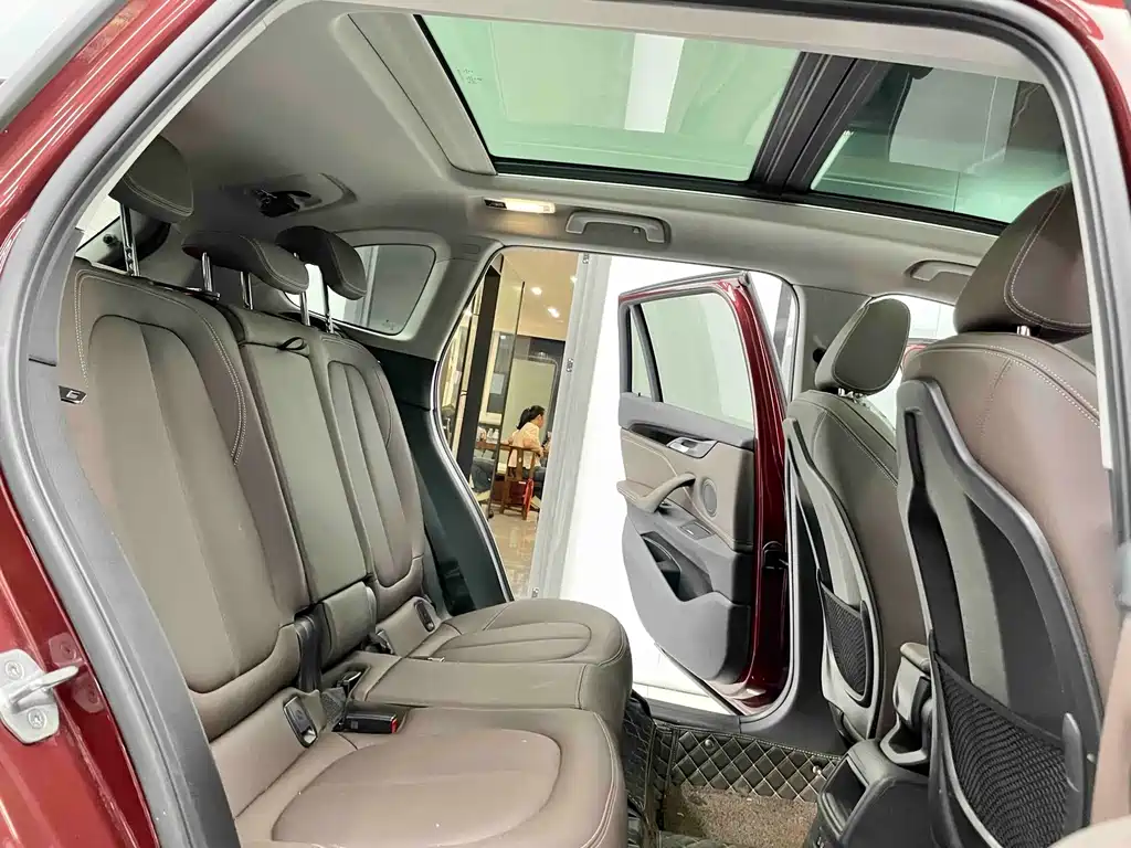 BMW X1 — миниатюра 8