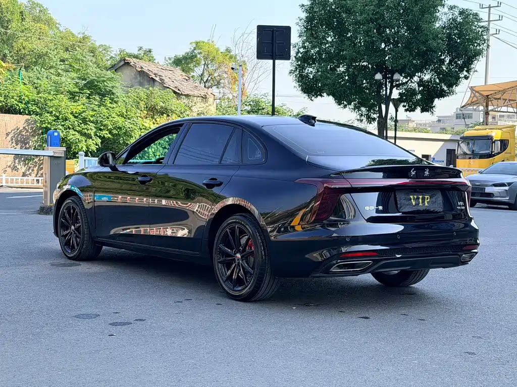 Hongqi Hongqi H5 — миниатюра 6