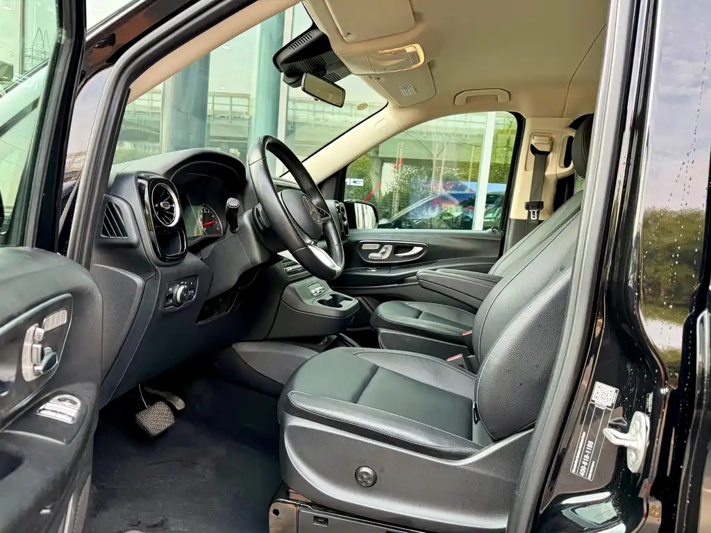Mercedes-Benz Vito — миниатюра 8