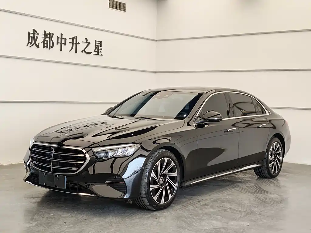 Mercedes-Benz E-Class 2024