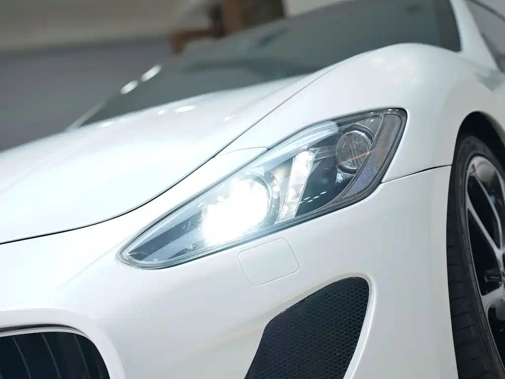 Maserati GranTurismo 2013 4.7L Sport Automatic