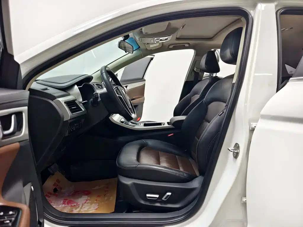 Geely Emgrand GL — миниатюра 11
