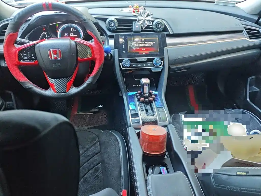 Honda Civic — миниатюра 10