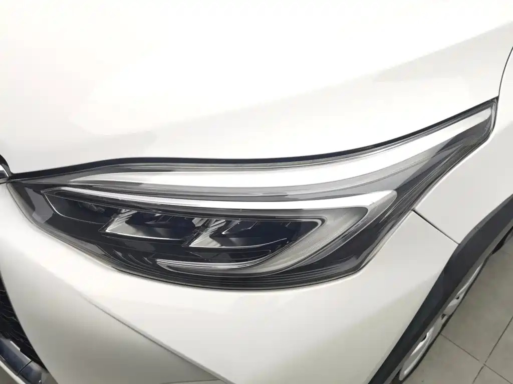 Toyota Yaris L — миниатюра 7