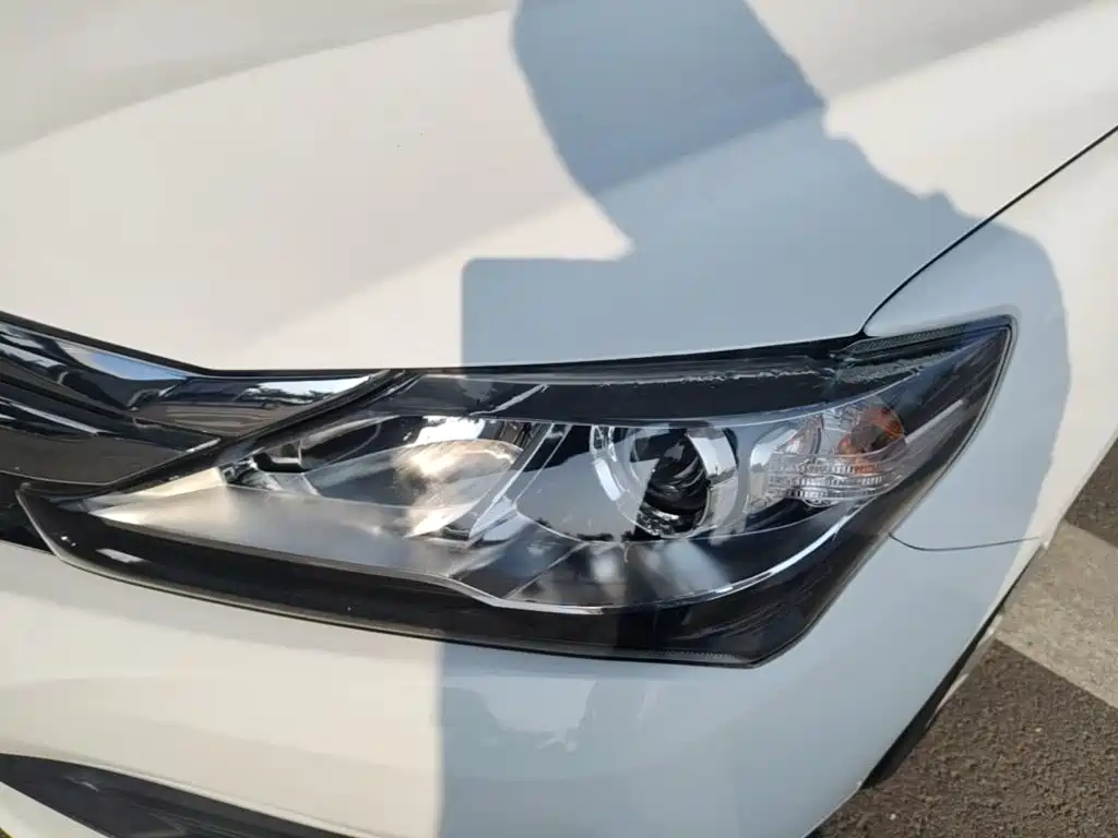 BYD F3 — миниатюра 24