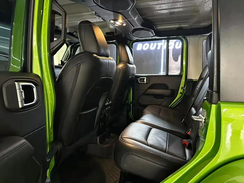 Jeep Wrangler — миниатюра 5