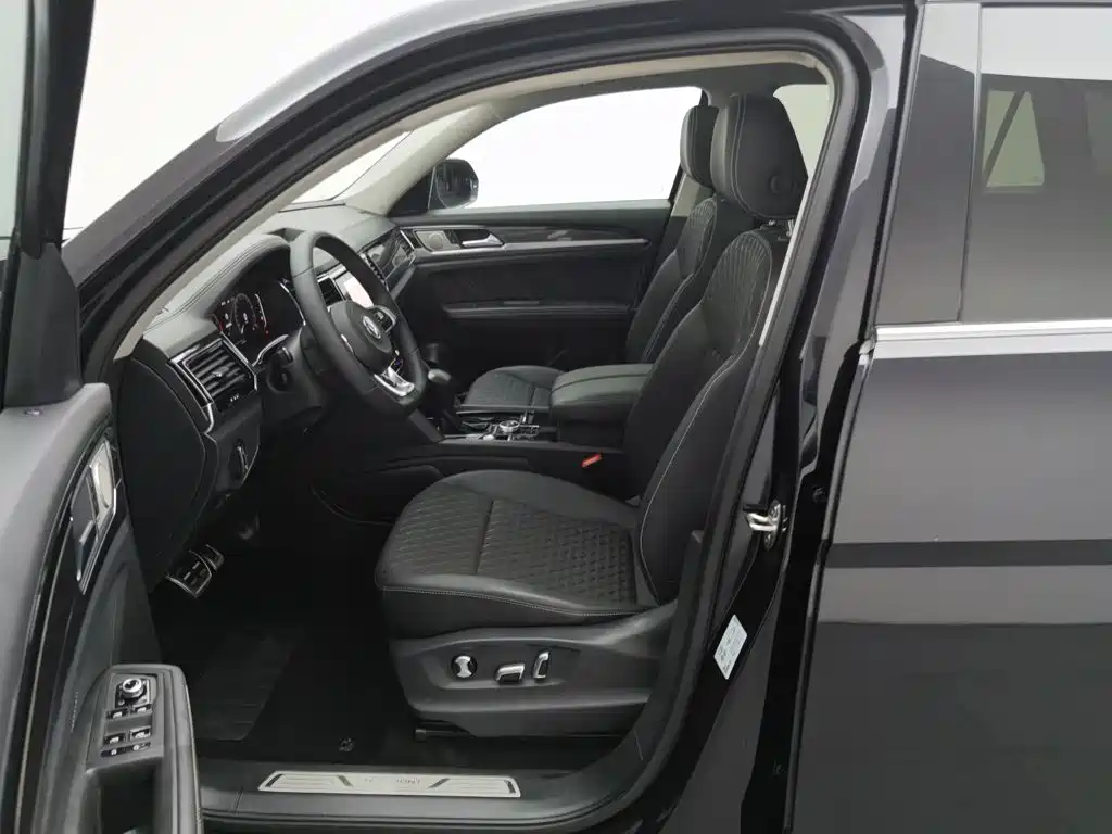Volkswagen Teramont — миниатюра 10