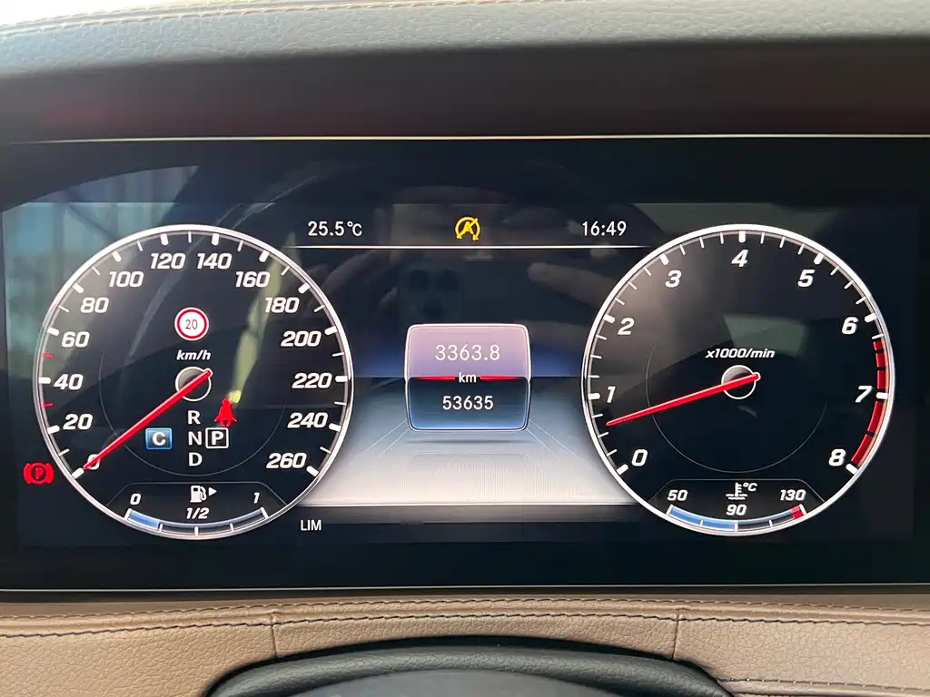 Mercedes-Benz S-Class — миниатюра 10
