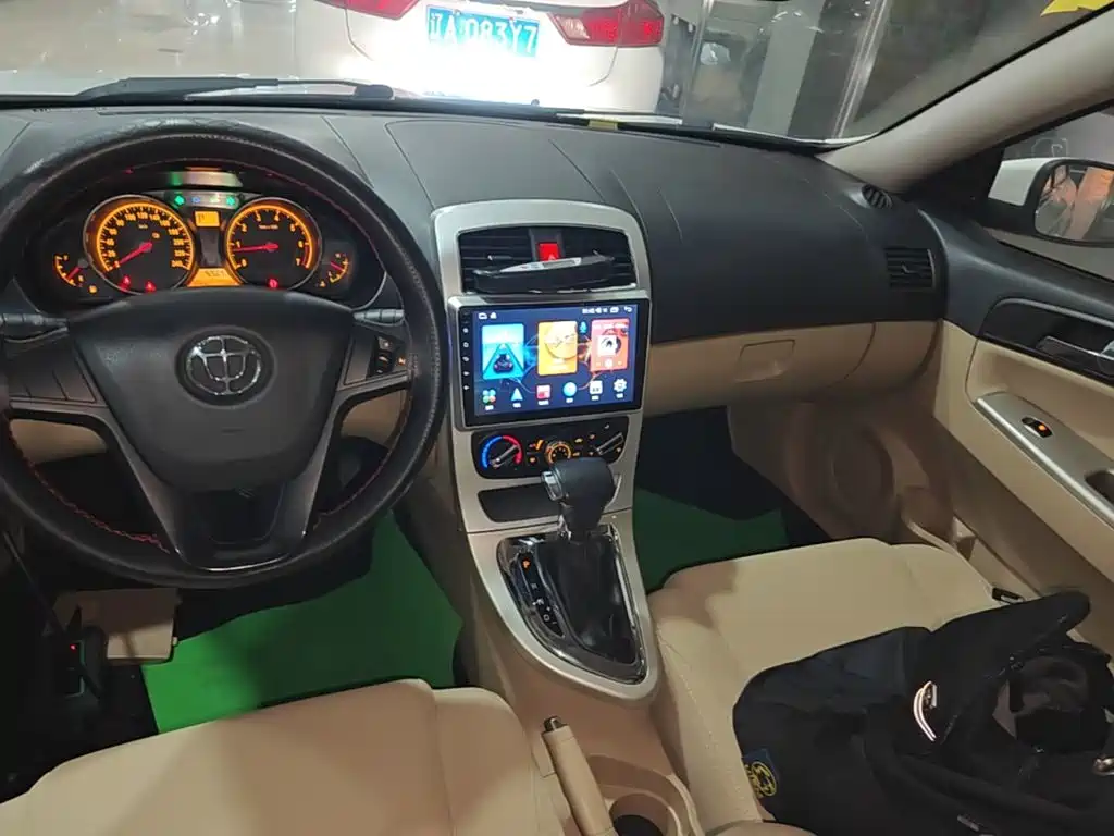 Zhonghua H330 — миниатюра 13